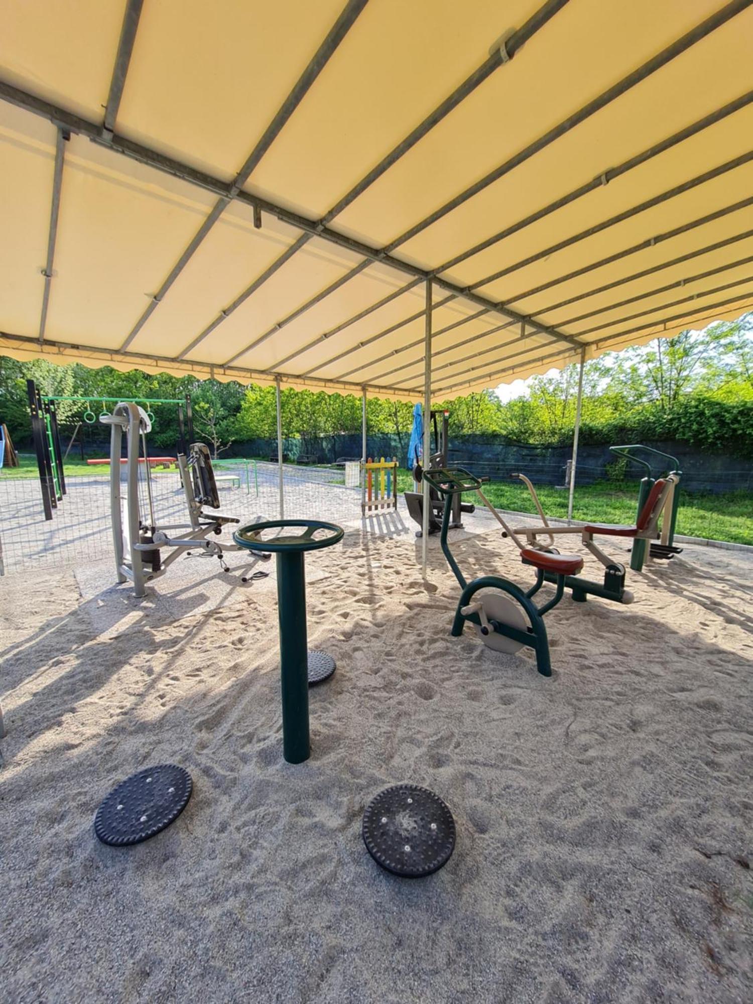 Camping Italia Lido Castelletto sopra Ticino Exterior foto